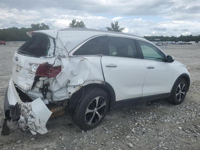 Photo 3 from auction – 2016 KIA SORENTO EX with VIN 5XYPH4A54GG162632
