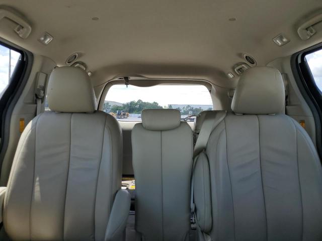 Photo 10 from auction – 2014 TOYOTA SIENNA XLE with VIN 5TDYK3DC6ES444572