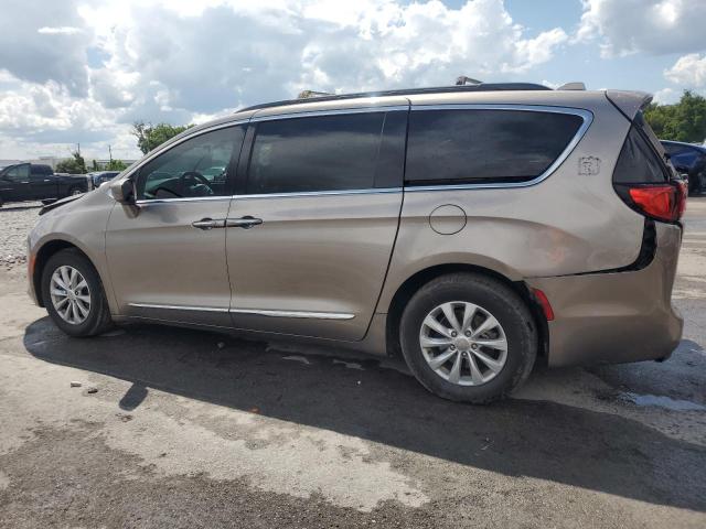 Photo 2 from auction – 2017 CHRYSLER PACIFICA T with VIN 2C4RC1BG5HR704842