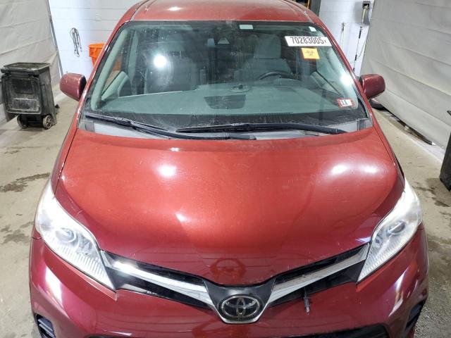 Photo 12 from auction – 2018 TOYOTA SIENNA LE with VIN 5TDKZ3DCXJS930409