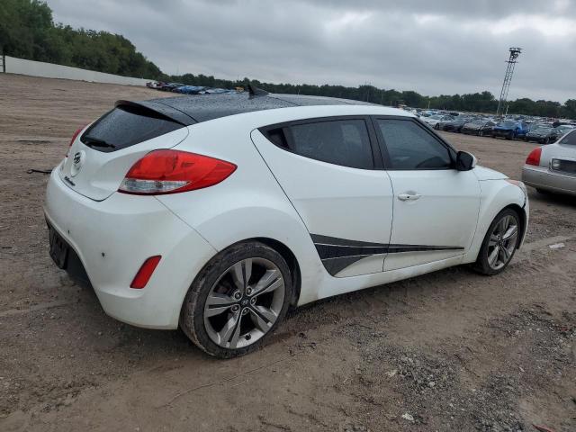 Photo 3 from auction – 2013 HYUNDAI VELOSTER with VIN KMHTC6AD6DU145921
