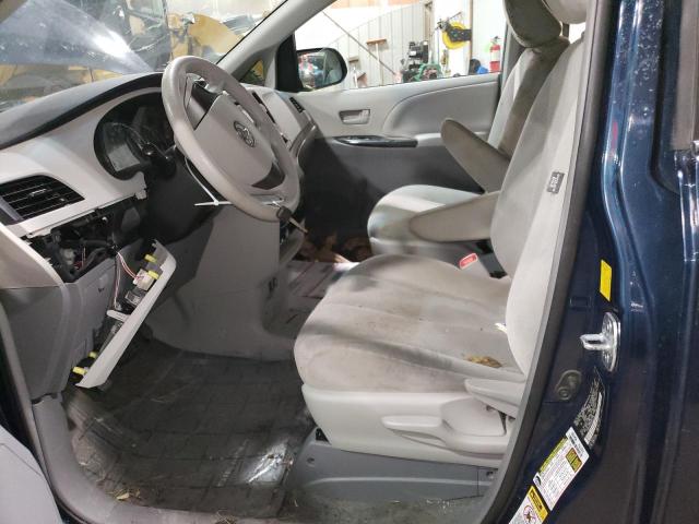 Photo 7 from auction – 2011 TOYOTA SIENNA BAS with VIN 5TDKA3DC6BS007370