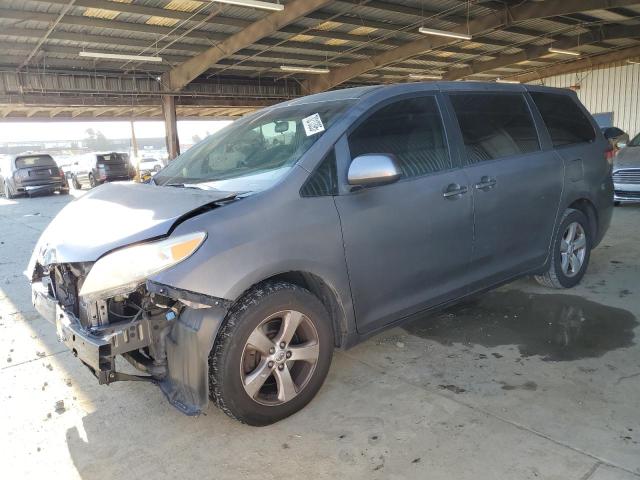 TOYOTA SIENNA BAS 2012 with VIN 5TDKA3DC5CS009547 - Photo from auction