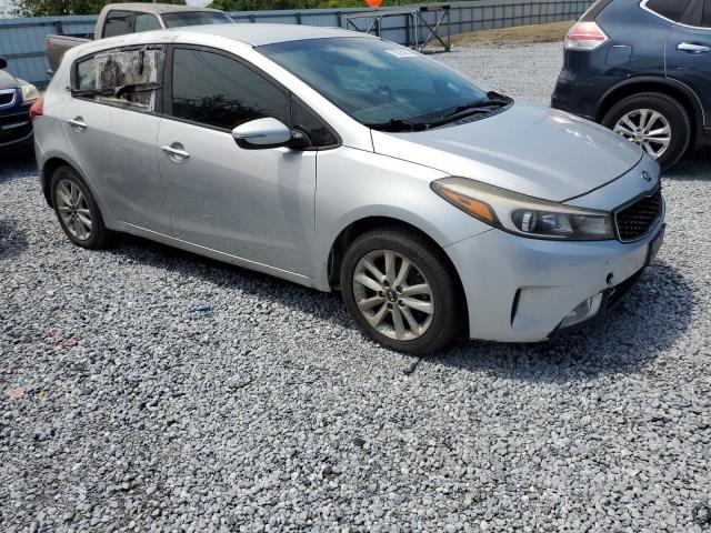 Photo 4 from auction – 2017 KIA FORTE LX with VIN KNAFK5A8XH5676487
