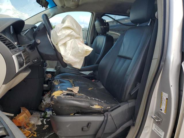 Photo 7 from auction – 2010 CHRYSLER TOWN & COU with VIN 2A4RR5D10AR279710