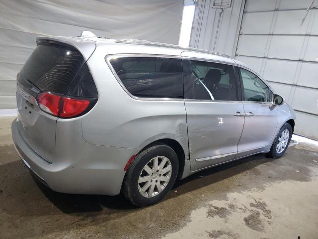Photo 3 from auction – 2018 CHRYSLER PACIFICA T with VIN 2C4RC1BG1JR294787