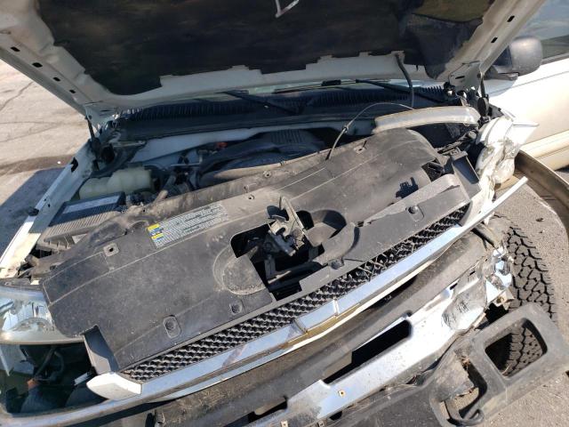 Photo 11 from auction – 2004 CHEVROLET SILVERADO with VIN 2GCEK13T141314472
