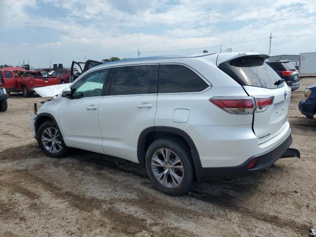 Photo 2 from auction – 2015 TOYOTA HIGHLANDER XLE with VIN 5TDJKRFH3FS169015