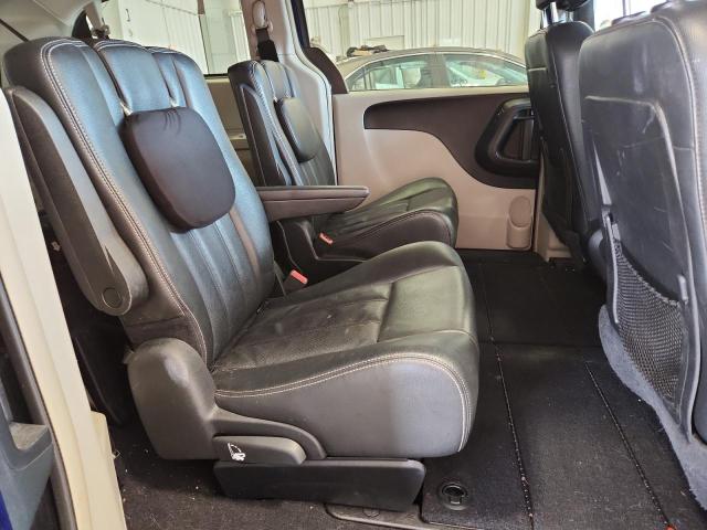 Photo 11 from auction – 2012 CHRYSLER TOWN & COU with VIN 2C4RC1BG6CR245846