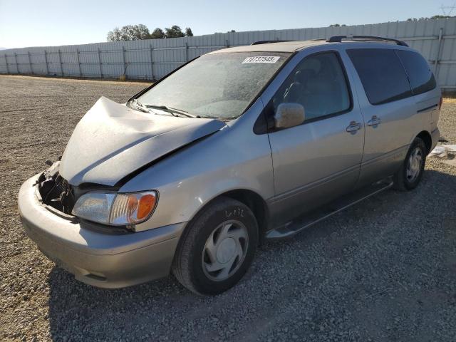 Photo 1 from auction – 2002 TOYOTA SIENNA LE with VIN 4T3ZF13C82U418080
