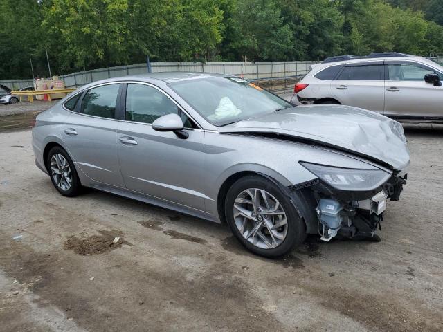 Photo 4 from auction – 2020 HYUNDAI SONATA SEL with VIN 5NPEL4JA7LH054530