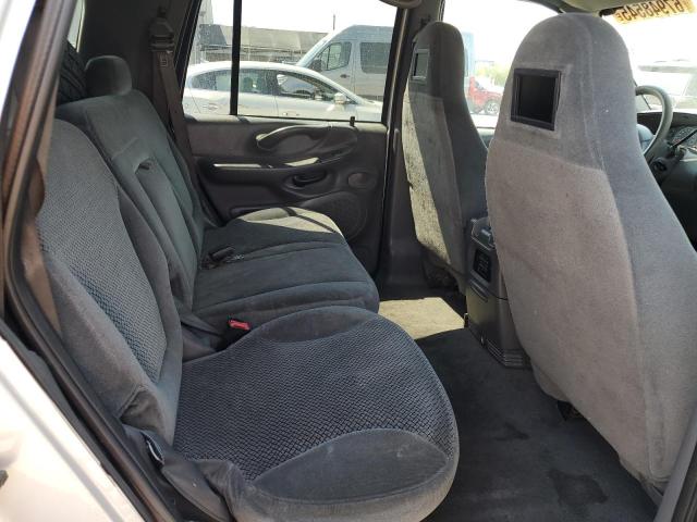 Photo 11 from auction – 2001 FORD EXPEDITION with VIN 1FMRU15W91LB02309