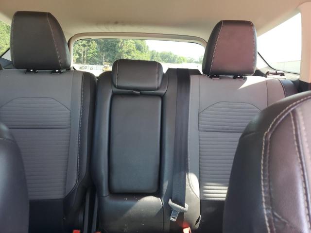 Photo 10 from auction – 2019 FORD ESCAPE SE with VIN 1FMCU0GD5KUA47753