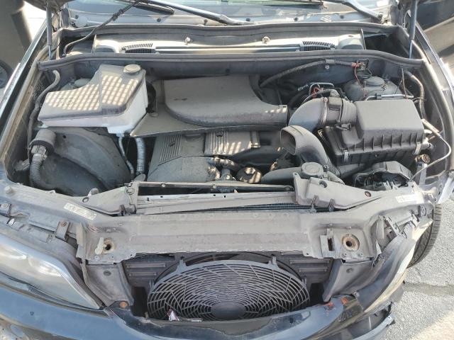 Photo 12 from auction – 2005 BMW X5 with VIN 5UXFA13575LY16664