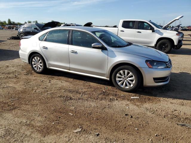 Photo 4 from auction – 2013 VOLKSWAGEN PASSAT S with VIN 1VWAP7A33DC020181