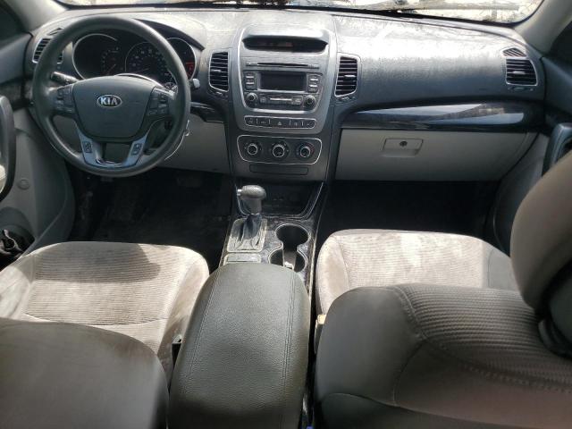 Photo 8 from auction – 2015 KIA SORENTO LX with VIN 5XYKTDA77FG638767