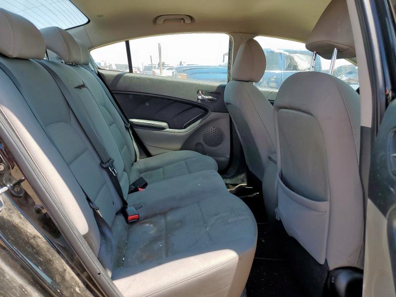 Photo 10 from auction – 2016 KIA FORTE LX with VIN KNAFX4A68G5590474