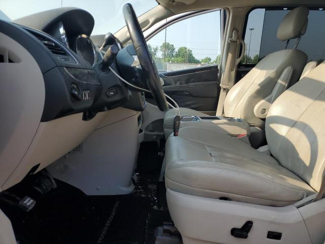Photo 7 from auction – 2011 CHRYSLER TOWN & COU with VIN 2A4RR8DG7BR633598