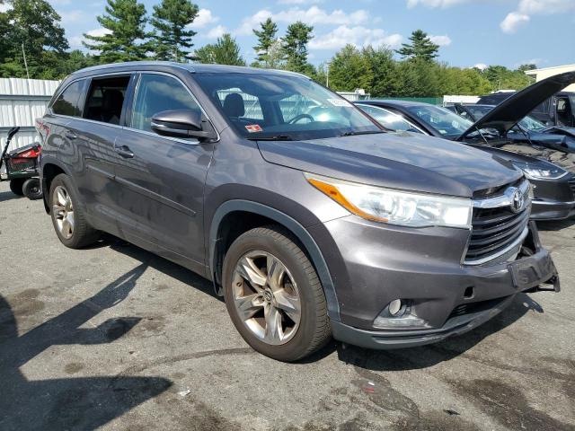 Photo 4 from auction – 2016 TOYOTA HIGHLANDER with VIN 5TDDKRFH5GS247552