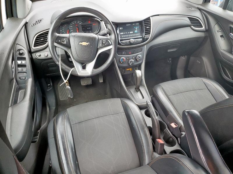 Photo 8 from auction – 2017 CHEVROLET TRAX 1LT with VIN 3GNCJLSB8HL182353
