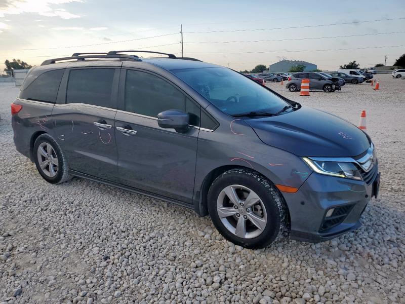 Photo 4 from auction – 2018 HONDA ODYSSEY EX with VIN 5FNRL6H75JB043268