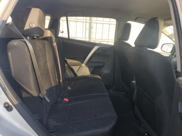 Photo 11 from auction – 2014 TOYOTA RAV4 LE with VIN 2T3BFREV0EW146692