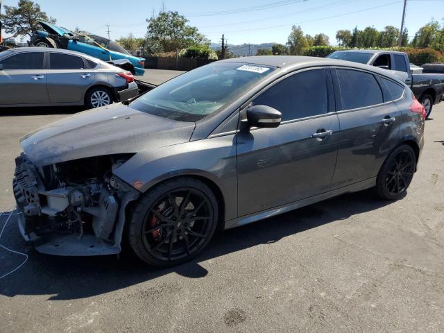 FORD FOCUS ST 2017 with VIN 1FADP3L9XHL344265 - Photo from auction