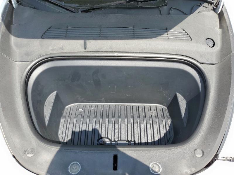 Photo 11 from auction – 2024 TESLA MODEL Y with VIN 7SAYGDEF6RA267029