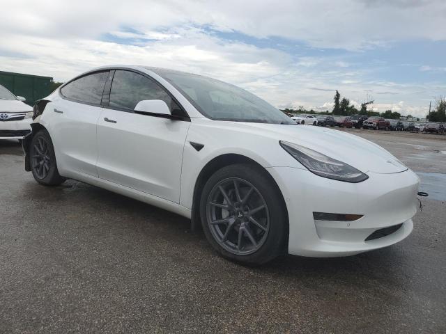 Photo 4 from auction – 2021 TESLA MODEL 3 with VIN 5YJ3E1EA8MF857860