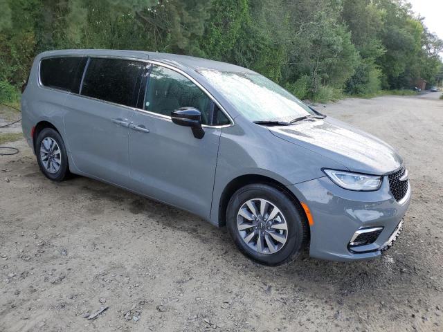 Photo 4 from auction – 2025 CHRYSLER PACIFICA H with VIN 2C4RC1S70SR567378