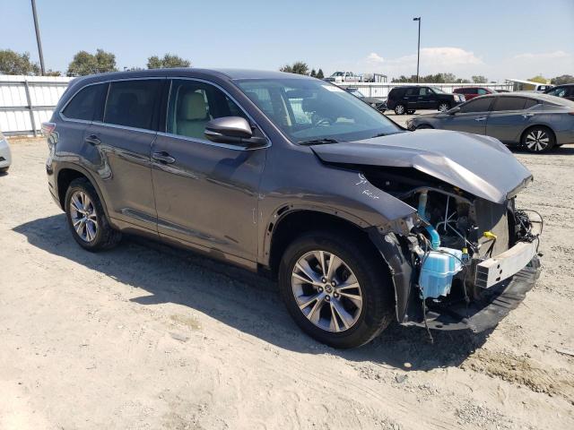 Photo 4 from auction – 2016 TOYOTA HIGHLANDER LE with VIN 5TDZKRFH0GS141922