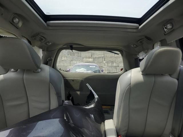 Photo 10 from auction – 2013 TOYOTA SIENNA XLE with VIN 5TDDK3DC5DS055709