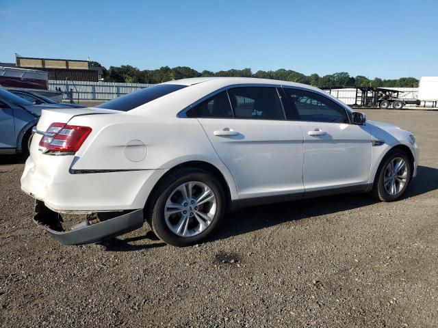 Photo 3 from auction – 2017 FORD TAURUS SEL with VIN 1FAHP2E80HG129776