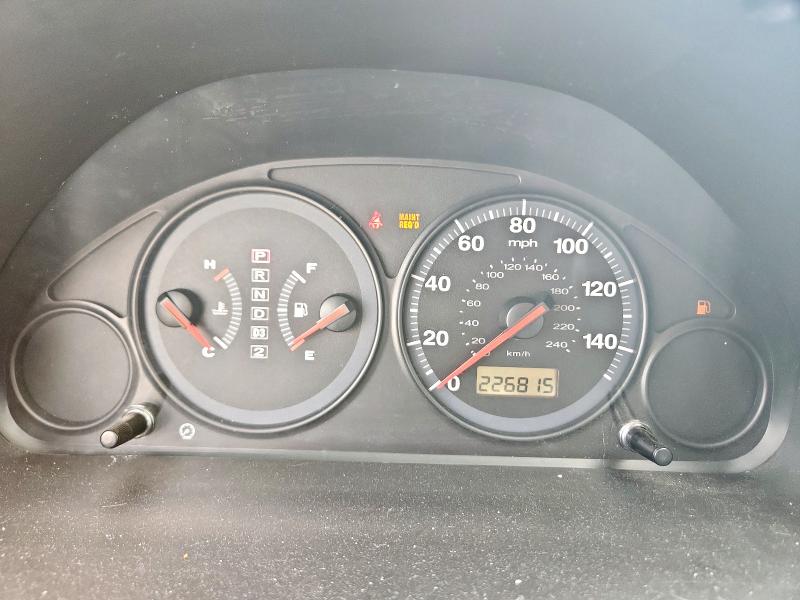 Photo 9 from auction – 2004 HONDA CIVIC DX V with VIN 1HGEM221X4L020709