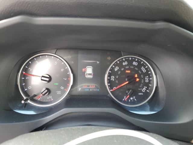 Photo 9 from auction – 2019 TOYOTA RAV4 XLE with VIN JTMP1RFV0KD502375