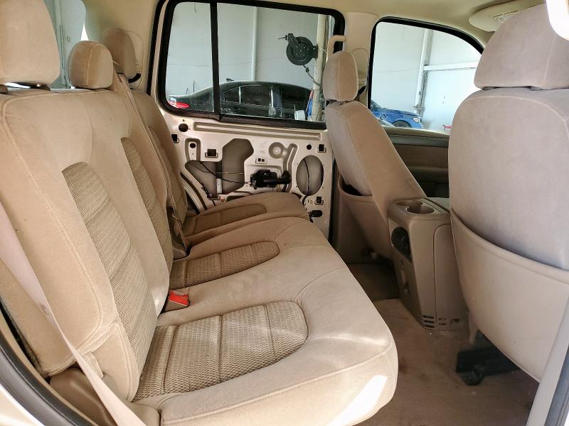 Photo 11 from auction – 2004 FORD EXPLORER X with VIN 1FMZU63K84ZB21657