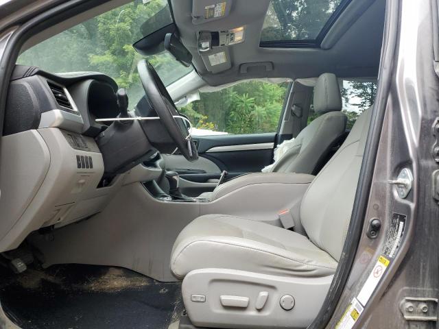 Photo 7 from auction – 2019 TOYOTA HIGHLANDER with VIN 5TDJZRFH4KS629658