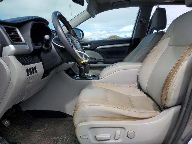 Photo 7 from auction – 2015 TOYOTA HIGHLANDER with VIN 5TDKKRFH1FS061772