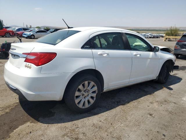 Photo 3 from auction – 2013 CHRYSLER 200 LX with VIN 1C3CCBAG0DN727213