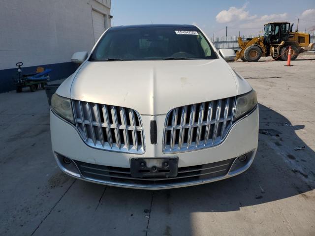 Photo 5 from auction – 2012 LINCOLN MKT with VIN 2LMHJ5AT9CBL53684