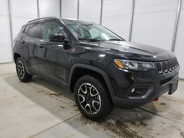 Photo 4 from auction – 2024 JEEP COMPASS TRAILHAWK with VIN 3C4NJDDN7RT137114