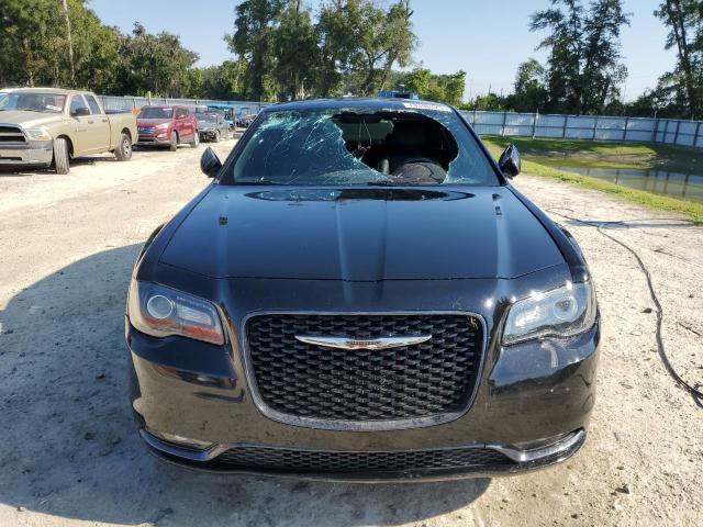 Foto 5 de la subasta – 2019 CHRYSLER 300 S con VIN 2C3CCABGXKH697782