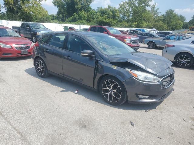 Foto 4 de la subasta – 2017 FORD FOCUS SEL con VIN 1FADP3M20HL210611