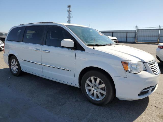 Photo 4 from auction – 2015 CHRYSLER TOWN & COU with VIN 2C4RC1BG7FR727746