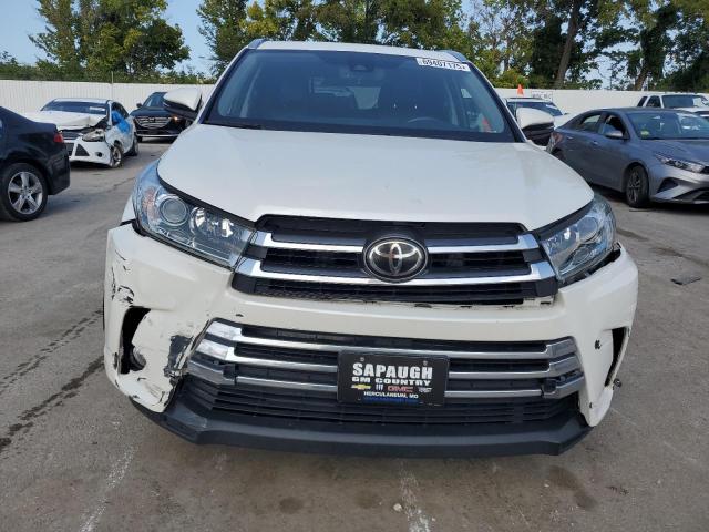 Photo 5 from auction – 2017 TOYOTA HIGHLANDER LIMITED with VIN 5TDDZRFH6HS411727