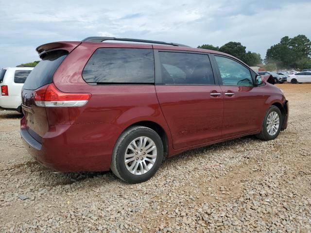 Photo 3 from auction – 2011 TOYOTA SIENNA XLE with VIN 5TDYK3DC5BS050220