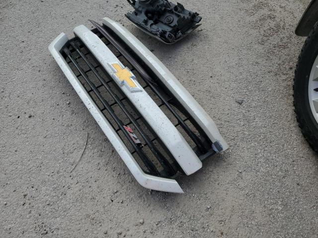 Photo 12 from auction – 2018 CHEVROLET SILVERADO with VIN 3GCUKREC6JG338535