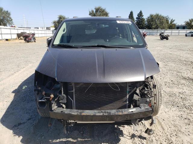 Photo 5 from auction – 2015 CHRYSLER TOWN & COU with VIN 2C4RC1BG4FR673435