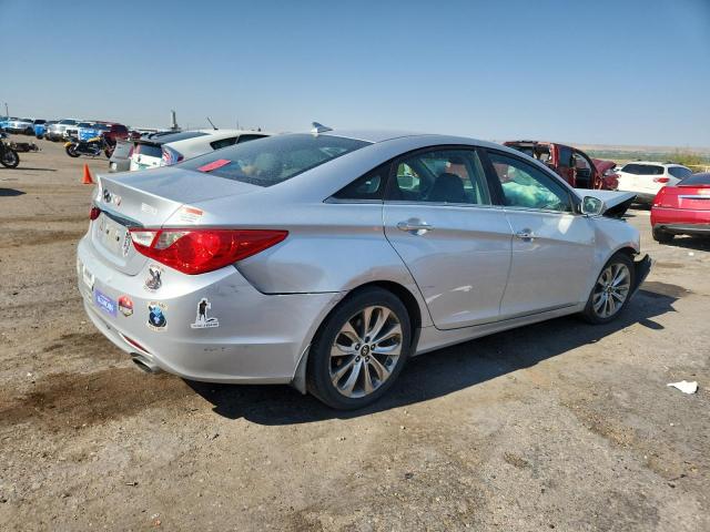 Photo 3 from auction – 2013 HYUNDAI SONATA SE with VIN 5NPEC4AC1DH568487