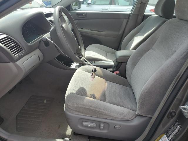 Photo 7 from auction – 2004 TOYOTA CAMRY LE with VIN 4T1BE32K44U939740